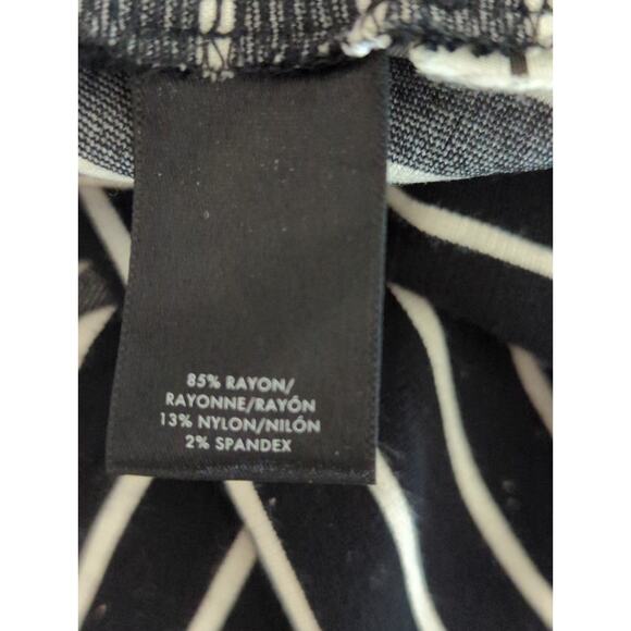 Ann Taylor Black & White Striped Bell Sleeve Mini Dress - Size 2 - Stretch Knit - Picture 7 of 9